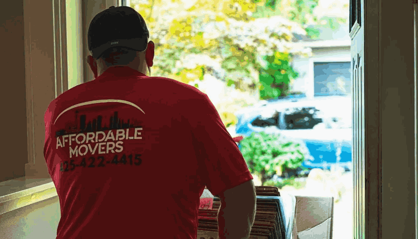 Budget-Friendly Movers Everett